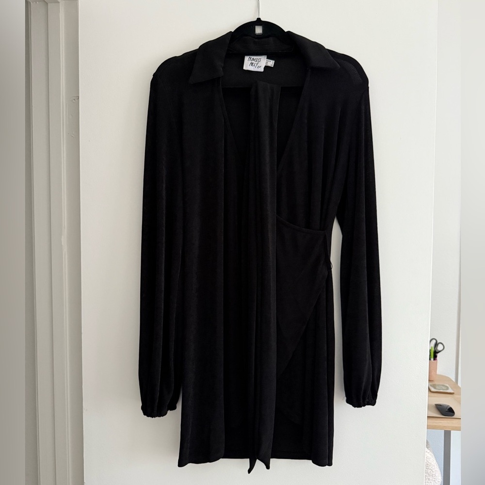 Princess Polly party time mini wrap dress - Picture 4 of 6